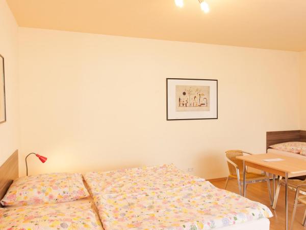 Pension Klingenstr. 23 : photo 3 de la chambre chambre familiale