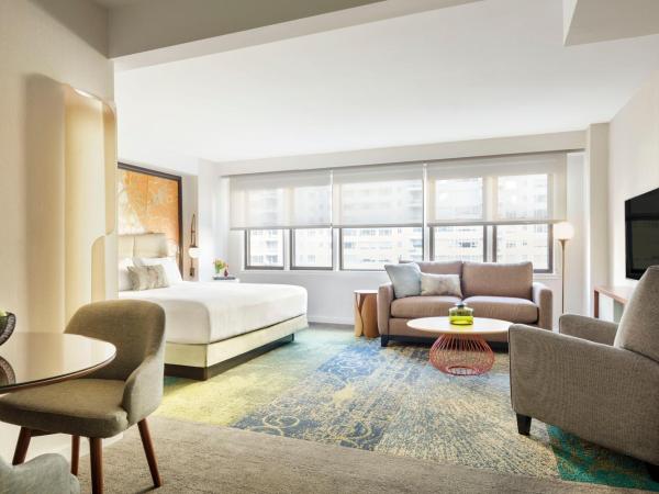 The Gardens Sonesta ES Suites New York : photo 2 de la chambre suite junior