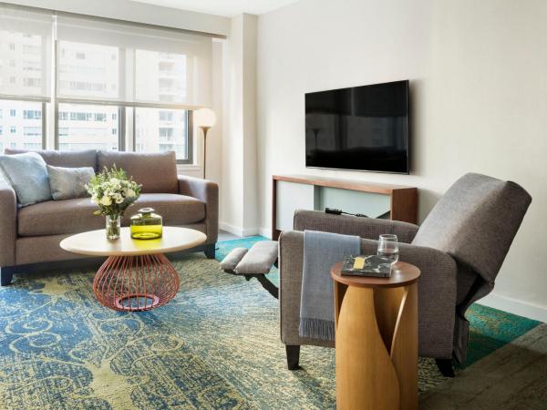 The Gardens Sonesta ES Suites New York : photo 5 de la chambre suite junior