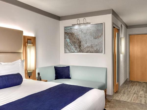 The STRAT Hotel, Casino & Tower : photo 7 de la chambre hébergement elevate lit king-size - récemment rénové