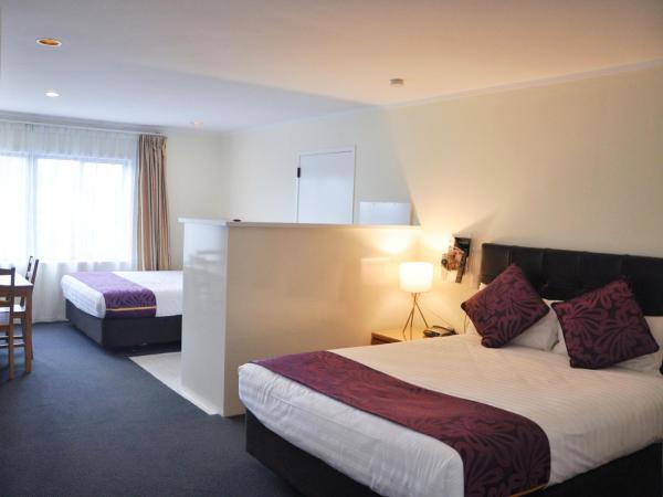 Royal Park Lodge : photo 1 de la chambre chambre avec 2 lits queen-size - à l'Étage