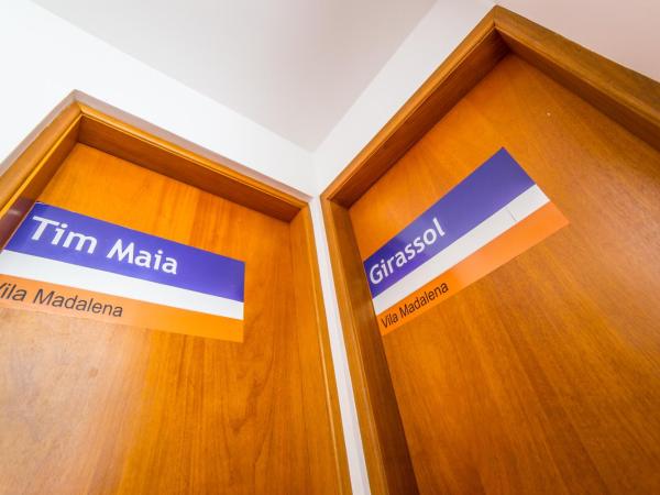 MADÁ hostel : photo 1 de la chambre chambre double standard avec salle de bains commune