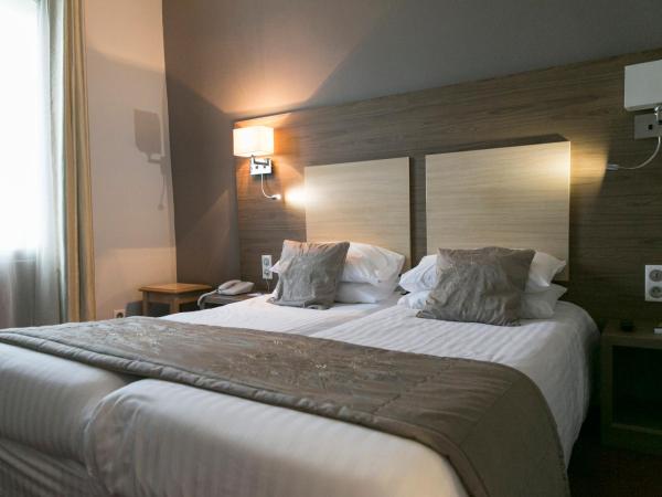 Best Western Hôtel De France : photo 4 de la chambre chambre lits jumeaux supérieure