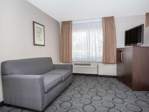 Baymont by Wyndham San Diego Downtown : photo 4 de la chambre suite studio avec 2 lits queen-size - non-fumeurs