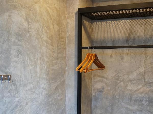 Rumpai Loft Habitat : photo 5 de la chambre chambre double avec salle de bains privative