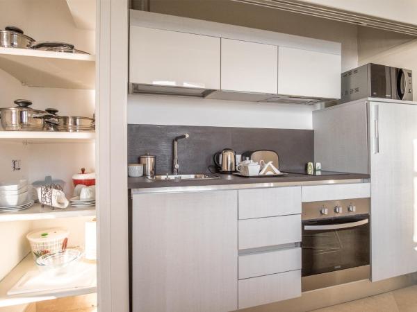 Palazzo Alfeo Aparthotel : photo 10 de la chambre studio - vue sur mer