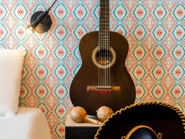 Ibis Styles Merida Galerias : photo 9 de la chambre suite king room with sofa bed