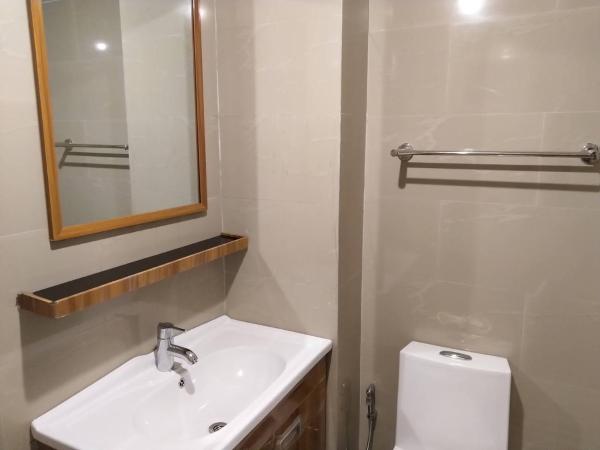 Roseate Bangkok Hotel : photo 8 de la chambre chambre lit queen-size deluxe