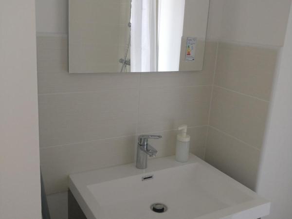 Appart Hôtel L'Angélique : photo 1 de la chambre appartement