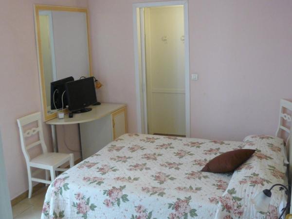 Hotel Vittoriano : photo 1 de la chambre suite 3 chambres - annexe (6 adultes)