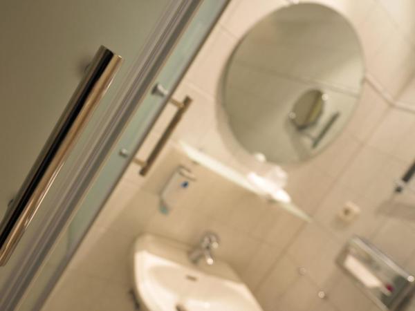 Cerano City Hotel Köln am Dom : photo 7 de la chambre chambre simple