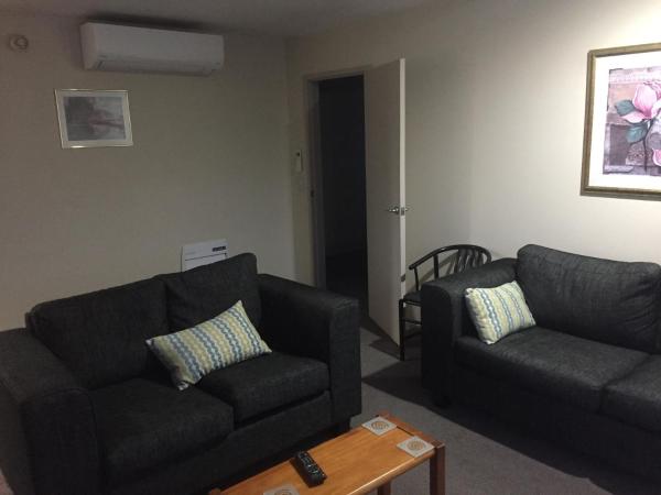 Fairway Motel & Apartments : photo 3 de la chambre appartement 2 chambres supérieur avec 1 salle de bains