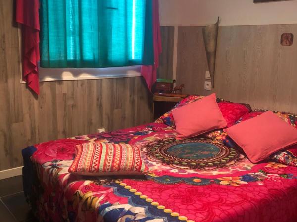 Hôtel restaurant le delta : photo 4 de la chambre chambre double avec salle de bains privative