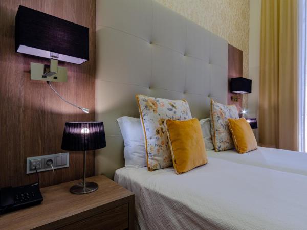 Hotel INN Rossio : photo 10 de la chambre chambre double supérieure