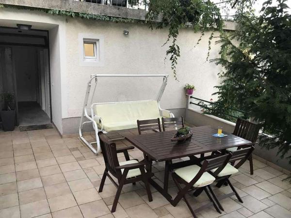 Kaja Apartment : photo 2 de la chambre chambre double