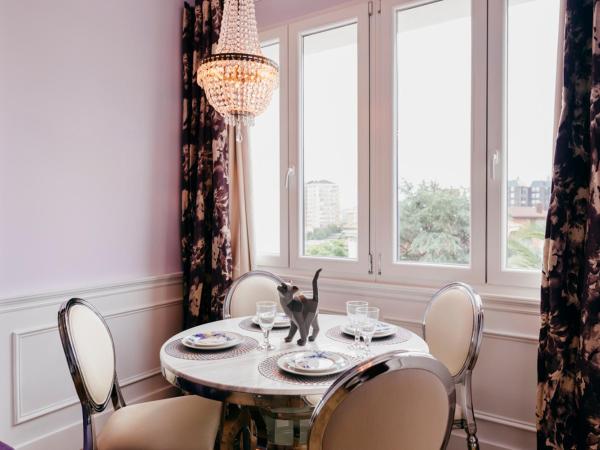 Hotel Royal Suite Santander : photo 10 de la chambre suite de luxe avec terrasse et vue sur la mer