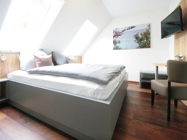 Hotel Birkensee : photo 9 de la chambre chambre double avec salle de bains privative