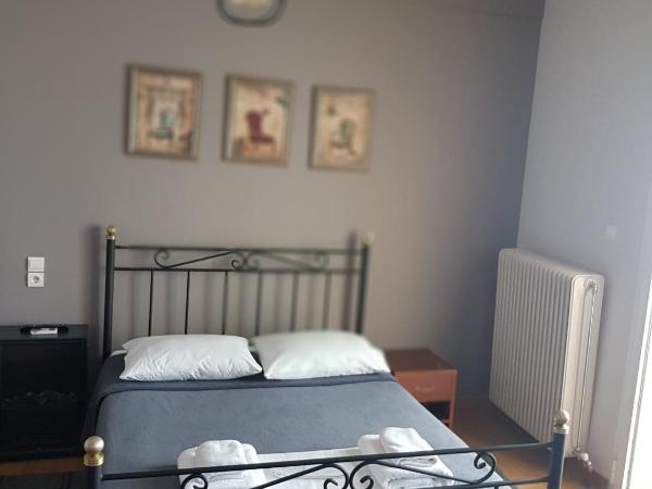 Exarchos Guest House : photo 7 de la chambre chambre double