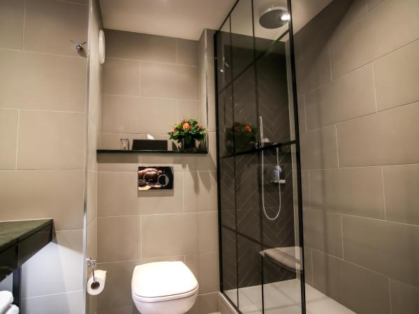 The Alex : photo 4 de la chambre chambre lit king-size