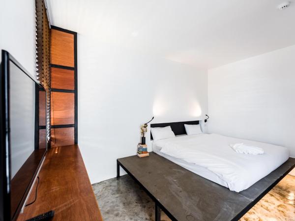 Book a Bed Poshtel - SHA Plus : photo 8 de la chambre chambre lit king-size deluxe