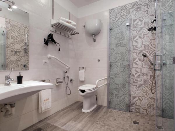 Suite dei Catalani : photo 6 de la chambre chambre classique - accessible aux personnes à mobilité réduite