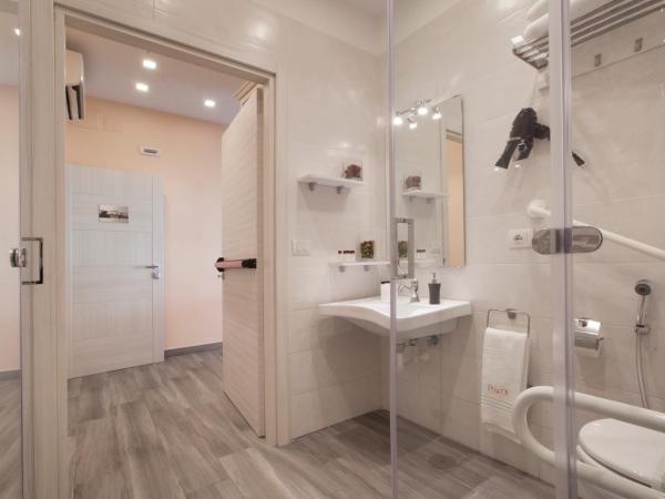 Suite dei Catalani : photo 7 de la chambre chambre classique - accessible aux personnes à mobilité réduite