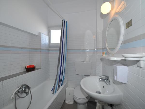 King Thiras Hotel : photo 3 de la chambre chambre triple