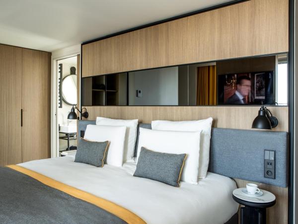 Mercure Paris 17 Batignolles : photo 8 de la chambre chambre lit queen-size privilège
