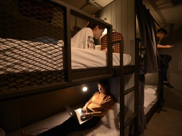 Bed & Bike Hostel : photo 3 de la chambre lit dans dortoir mixte de 4 lits