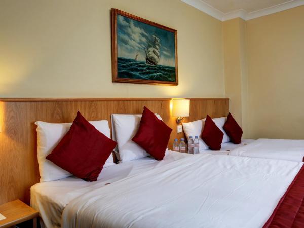 Best Western London Highbury : photo 1 de la chambre chambre quadruple