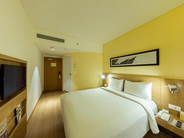 ibis Chennai Sipcot - An Accor Brand : photo 7 de la chambre chambre lit queen-size standard