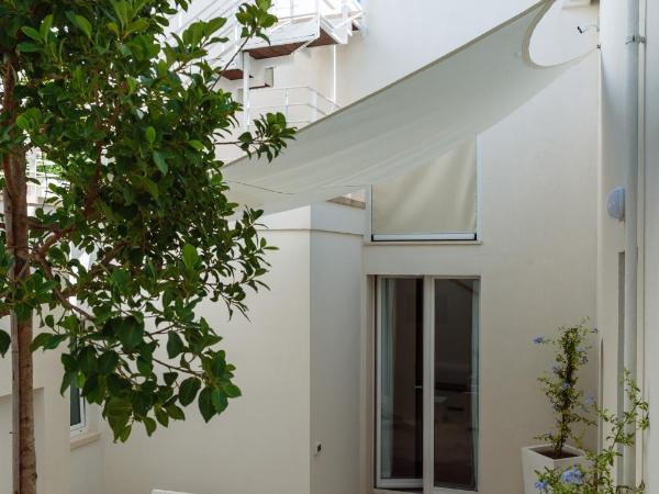 Y Arcillos Luxury Rooms : photo 6 de la chambre suite junior avec terrasse