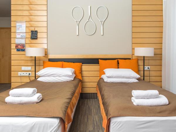 Hotel Restauracja Tenis Kortowo : photo 7 de la chambre chambre lits jumeaux