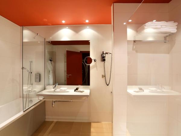 Hôtel de Paris : photo 10 de la chambre chambre double prestige