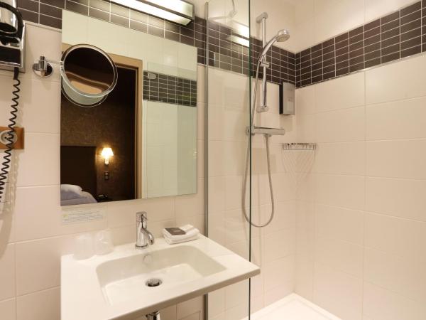 Hôtel de Paris : photo 6 de la chambre chambre double standard