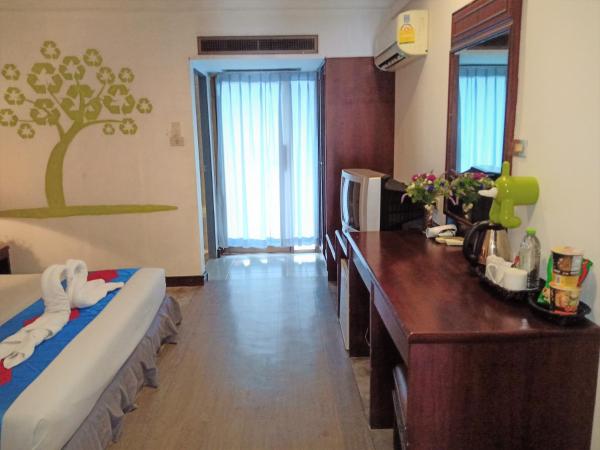 La Moon At Phuket - SHA Extra Plus : photo 4 de la chambre chambre double ou lits jumeaux supérieure