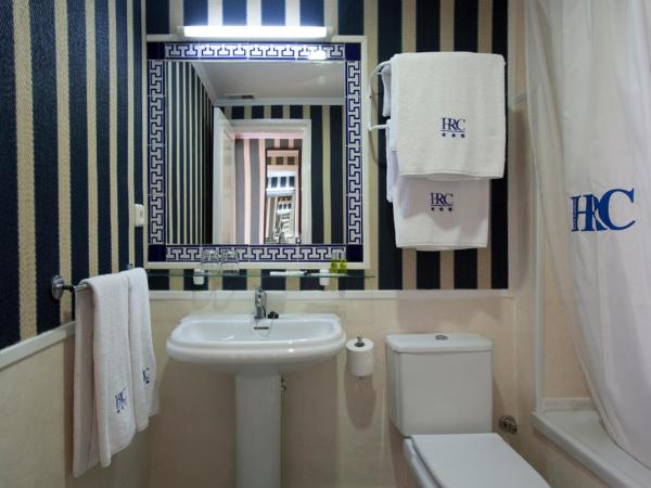 HRC Hotel : photo 5 de la chambre chambre double ou lits jumeaux avec terrasse