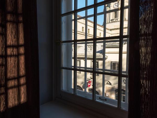 Hotel Manoir Morgan : photo 2 de la chambre chambre lit queen-size