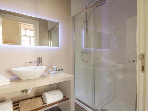 Gil Vicente - Charming Guesthouse : photo 1 de la chambre suite supérieure