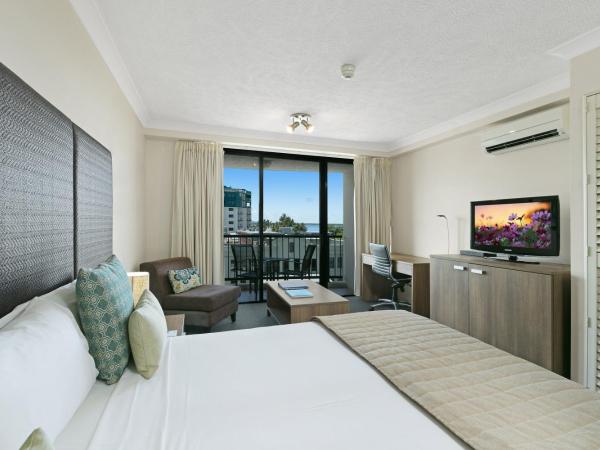 Mantra Esplanade : photo 3 de la chambre chambre double ou lits jumeaux - vue sur ville