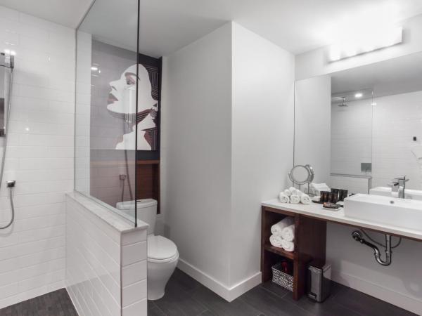 Hotel Metro : photo 2 de la chambre chambre double avec 2 lits doubles