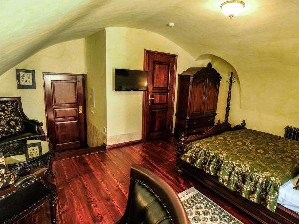 Hotel Ebersbach : photo 6 de la chambre chambre double deluxe avec baignoire