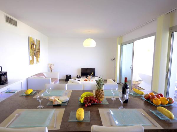 Résidence Dary : photo 2 de la chambre appartement 2 chambres avec vue panoramique sur la mer - premier Étage