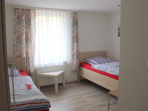 Haus Sperbermühle : photo 2 de la chambre appartement avec douche