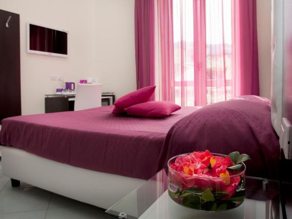 Sorrento Flats : photo 4 de la chambre chambre double confort - bâtiment séparé