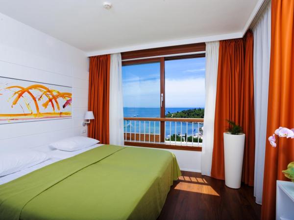 Maistra Select All Suite Island Hotel Istra : photo 3 de la chambre suite premium avec balcon - vue sur mer