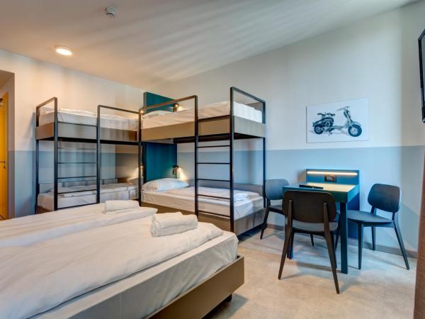 MEININGER Milano Lambrate : photo 2 de la chambre chambre familiale (5 adultes)