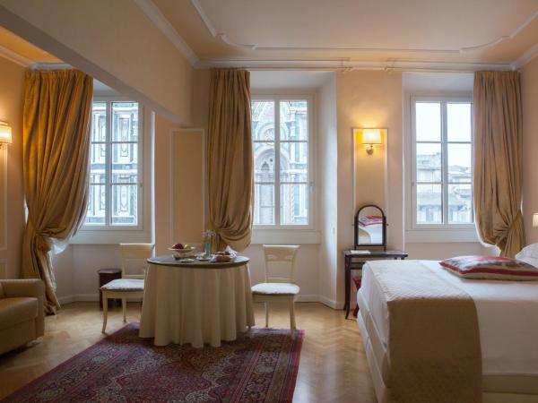Granduomo Charming Accomodation : photo 5 de la chambre appartement de luxe - vue sur duomo