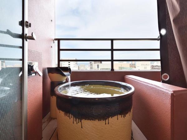 Hotel WBF Grande Hakata : photo 6 de la chambre chambre double supérieure avec baignoire en plein air