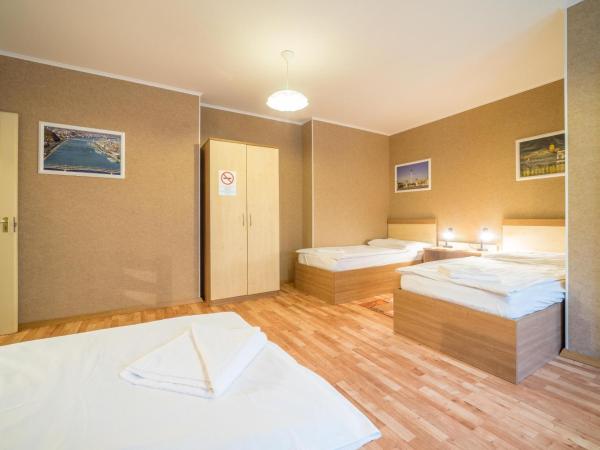 Silver Hotel Budapest City Center : photo 3 de la chambre chambre quadruple